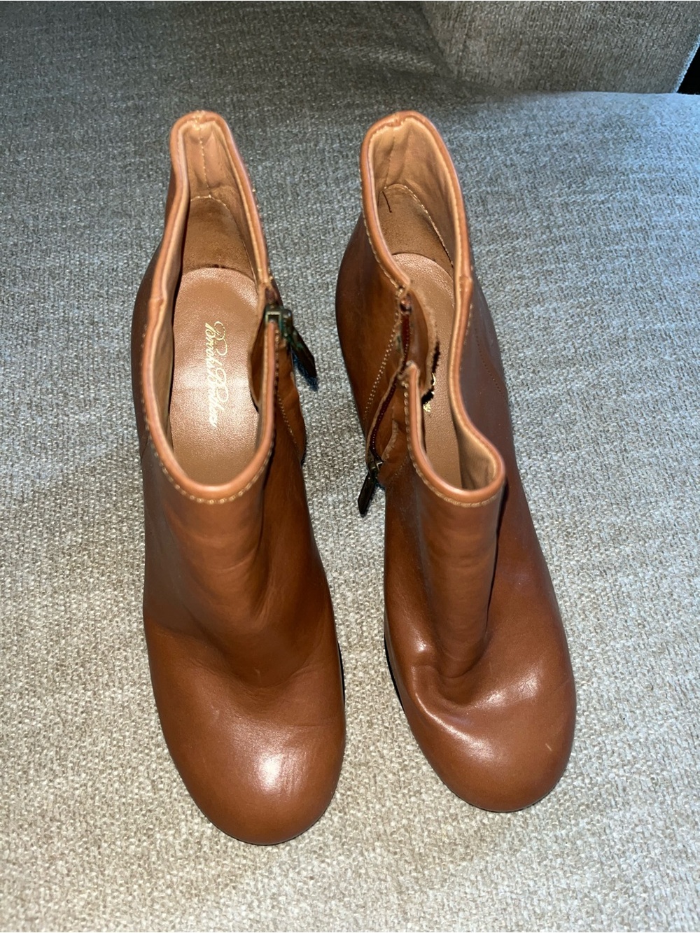 Brooks Brothers Brown Leather Zip Ankle Booties